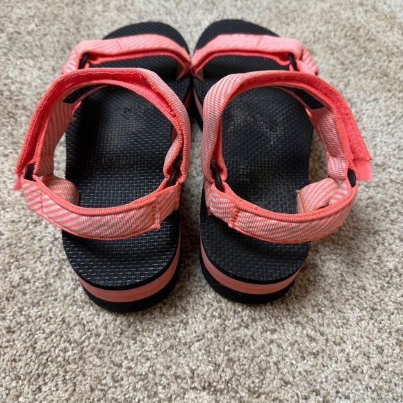 TEVA platform Universal sandals coral Candy stripe pattern size 9 - Picture 5 of 8